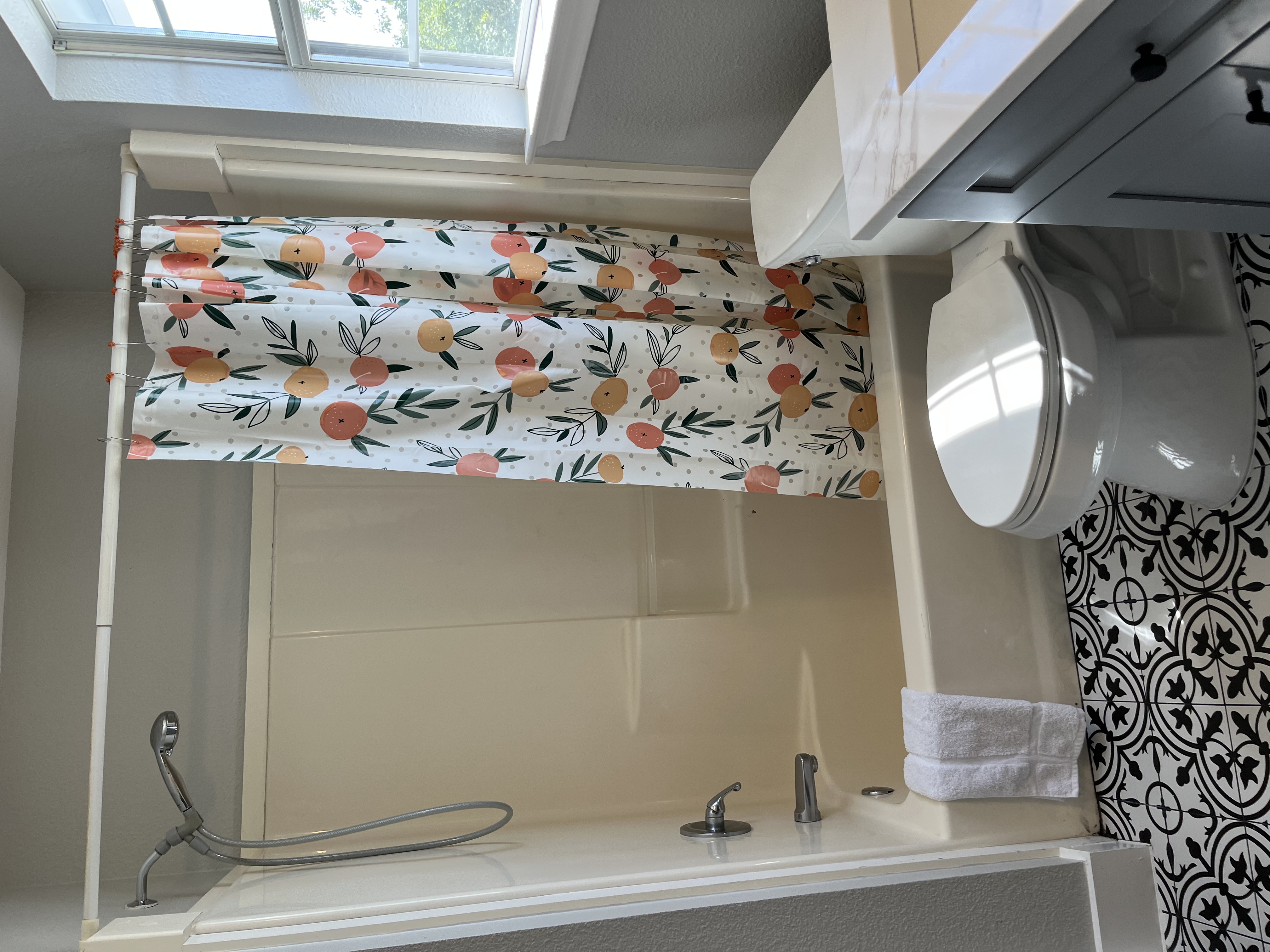 Upstairs Bathroom view 5